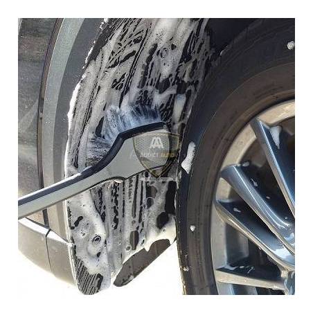 FENDER WELL BRUSH (brosse passage de roues)